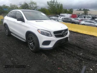 2019 Mercedes-Benz GLE 43 AMG z VIN 4JGED6EB3KA133478, wystawiony jako IAAI lot #39353380 z przebiegiem 100 564 mil mil oraz . Historia ofert i sprzedaży dostępna na DreamBid. Obrazek 1.