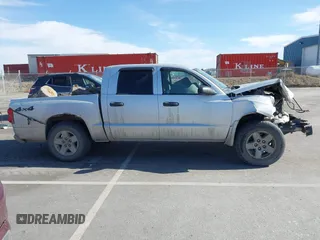 2005 Dodge Dakota SLT with VIN 1D7HW48N45S127702, listed as a IAAI auction lot 41492769 with Not Provided miles. Bid and sale history available at carsss.com. Image 14.