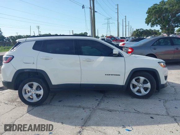 2019 Jeep Compass Altitude with VIN 3C4NJCBB3KT676807, listed as a IAAI auction lot 42595932 with 104,505 mi miles and . Bid and sale history available at DreamBid. Image 12.