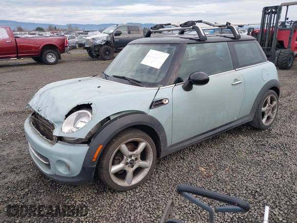 2012 MINI Hardtop with VIN WMWSU3C54CT368185, listed as a IAAI auction lot 41158353 with 139,694 mi miles and . Bid and sale history available at DreamBid. Image 2.