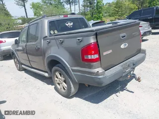 2007 Ford Explorer Sport Trac XLT with VIN 1FMEU31K97UA28843, listed as a IAAI auction lot 42066888 with 407,707 mi miles. Bid and sale history available at carsss.com. Image 3.