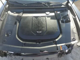2024 Cadillac LYRIQ Luxury z VIN 1GYKPPRK1RZ137520, wystawiony jako Copart lot #50578095 z przebiegiem 6815 mil mil oraz Szkody całkowita. Historia ofert i sprzedaży dostępna na DreamBid. Obrazek 12.