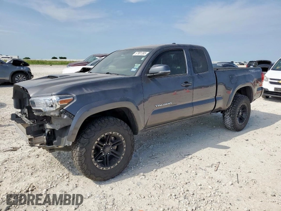 2017 Toyota Tacoma SR5 z VIN 5TFRZ5CNXHX025315, wystawiony jako Copart lot #57901395 z przebiegiem 158 197 mil mil oraz Szkoda całkowita • Salvage title. Historia ofert i sprzedaży dostępna na DreamBid. Obrazek 1.