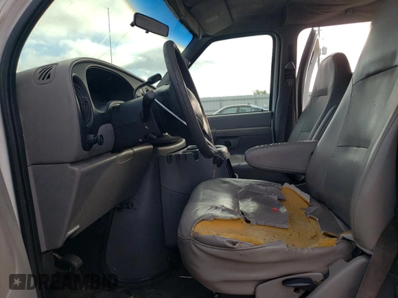 2002 Ford Econoline Passenger XL с VIN 1FMRE11272HB81824, выставлен на аукционе Copart как лот 89143725 с пробегом 376 224 миль миль и Чистый • Clean title. История ставок и продаж доступна на DreamBid. Изображение 7.