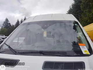 2017 Ford Transit z VIN 1FTYR2XM3HKB18931, wystawiony jako IAAI lot #42651865 z przebiegiem 142 641 mil mil oraz . Historia ofert i sprzedaży dostępna na DreamBid. Obrazek 12.