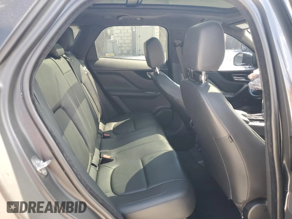 2020 Jaguar F-Pace 25t Premium z VIN SADCJ2FX0LA646149, wystawiony jako Copart lot #50767125 z przebiegiem 36 306 mil mil oraz Nie do naprawy • Non repairable. Historia ofert i sprzedaży dostępna na DreamBid. Obrazek 11.