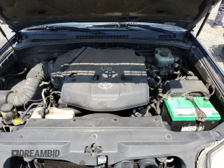 2004 Toyota 4Runner SR5 с VIN JTEZU14RX48010628, выставлен на аукционе Copart как лот 60250795 с пробегом 346 581 миль миль и Списание • Salvage title. История ставок и продаж доступна на DreamBid. Изображение 12.