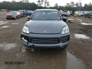 2019 Porsche Cayenne with VIN WP1AA2AY8KDA09685, listed as a Copart auction lot 66496105 with 93,007 mi miles and Salvage title. Bid and sale history available at DreamBid. Image 5.