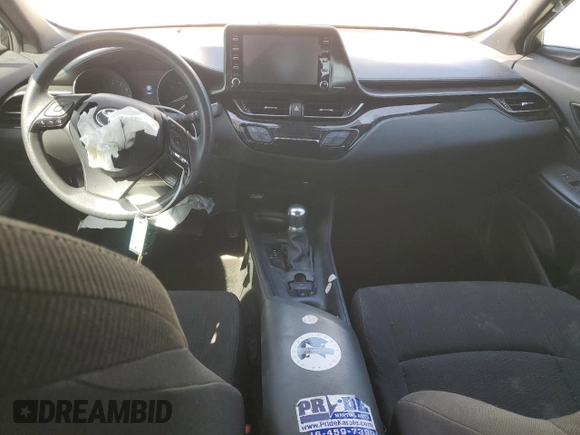 2019 Toyota C-HR XLE with VIN NMTKHMBX2KR098238, listed as a Copart auction lot 52338025 with 57,933 mi miles and Salvage Title. Bid and sale history available at DreamBid. Image 8.