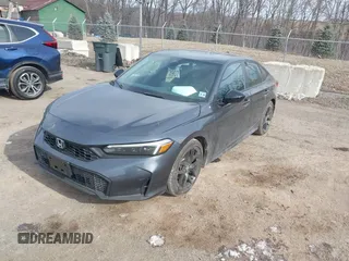 2025 Honda Civic Sport with VIN 2HGFE2F55SH520916, listed as a IAAI auction lot 41628848 with 3,900 mi miles and . Bid and sale history available at carsss.com. Image 2.