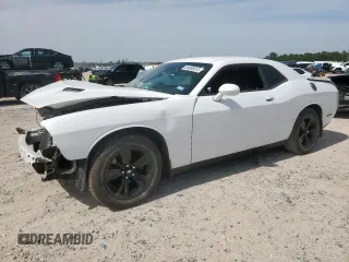 2018 Dodge Challenger SXT z VIN 2C3CDZAG3JH322568, wystawiony jako Copart lot #54986015 z przebiegiem 99 484 mil mil oraz Szkoda całkowita • Salvage title. Historia ofert i sprzedaży dostępna na DreamBid. Obrazek 1.