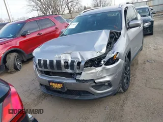 2019 Jeep Cherokee Latitude Plus with VIN 1C4PJLLBXKD123309, listed as a IAAI auction lot 41746458 with 96,353 mi miles. Bid and sale history available at carsss.com. Image 12.