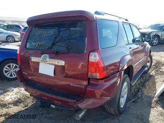 2008 Toyota 4Runner SR5 with VIN JTEZU14R58K019066, listed as a IAAI auction lot 41586404 with 248,633 mi miles. Bid and sale history available at carsss.com. Image 4.