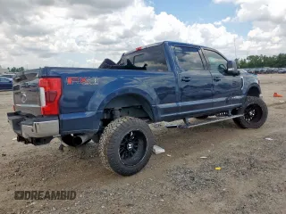 2018 Ford F-250 XL with VIN 1FT7W2BT8JEC38747, listed as a Copart auction lot 62722925 with 155,078 mi miles and Clean title. Bid and sale history available at DreamBid. Image 3.