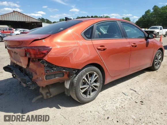 2022 Kia Forte LXS with VIN 3KPF24AD0NE460142, listed as a Copart auction lot 48759123 with 28,500 mi miles and Salvage Title. Bid and sale history available at DreamBid. Image 3.