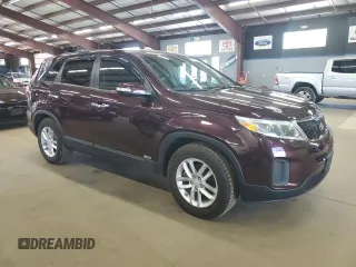 2014 Kia Sorento LX with VIN 5XYKTCA65EG502041, listed as a Copart auction lot 55487085 with 146,182 mi miles and Clean Title. Bid and sale history available at carsss.com. Image 4.