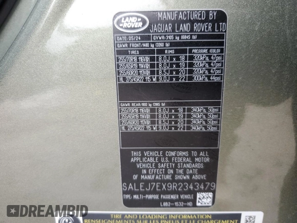 2024 Land Rover Defender S with VIN SALEJ7EX9R2343479, listed as a Copart auction lot 84972984 with 3,124 mi miles and Salvage title. Bid and sale history available at DreamBid. Image 14.