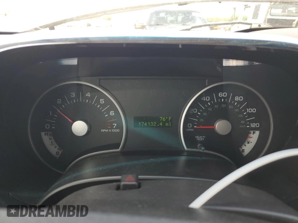 2009 Ford Explorer XLT with VIN 1FMEU73E59UA34544, listed as a Copart auction lot 60209835 with 174,132 mi miles and Salvage title. Bid and sale history available at DreamBid. Image 9.