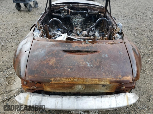1997 BMW 3 Series Z3 2.8 z VIN 4USCJ3320VLC02817, wystawiony jako Copart lot #69536054 z przebiegiem Nie podano mil oraz Nie do naprawy • Non repairable. Historia ofert i sprzedaży dostępna na DreamBid. Obrazek 10.