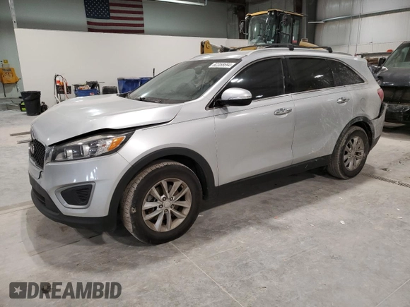 2017 Kia Sorento LX with VIN 5XYPG4A31HG211014, listed as a Copart auction lot 82358694 with 153,275 mi miles and Salvage Title. Bid and sale history available at carsss.com. Image 1.