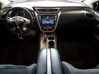 2018 Nissan Murano SV z VIN 5N1AZ2MH0JN155606, wystawiony jako Copart lot #51751415 z przebiegiem 175 301 mil mil oraz Szkoda całkowita • Salvage title. Historia ofert i sprzedaży dostępna na DreamBid. Obrazek 8.