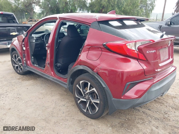 2018 Toyota C-HR XLE with VIN NMTKHMBXXJR016772, listed as a IAAI auction lot 41858304 with 119,278 mi miles. Bid and sale history available at carsss.com. Image 3.