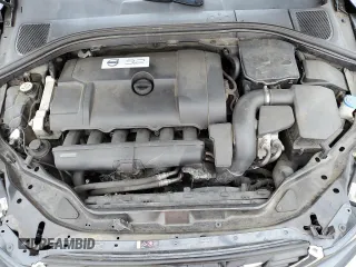 2013 Volvo XC60 3.2L with VIN YV4952DL8D2398655, listed as a Copart auction lot 43939015 with 279,692 mi miles and Salvage Title. Bid and sale history available at carsss.com. Image 12.
