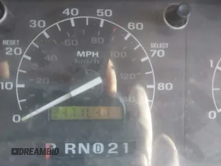 1996 Ford F-350 с VIN 1FTJW35F6TEB75457, выставлен на аукционе IAAI как лот 41153328 с пробегом Не указан миль и . История ставок и продаж доступна на DreamBid. Изображение 7.