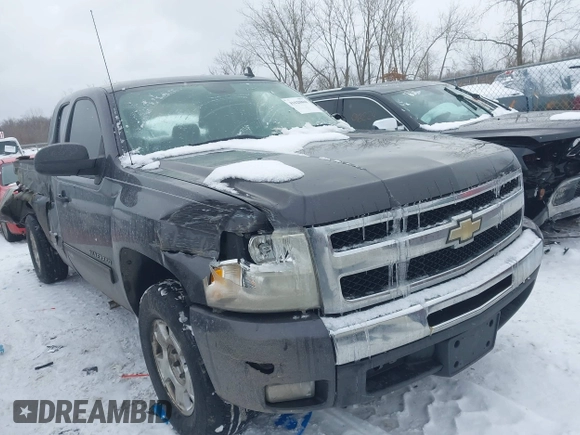 2010 Chevrolet Silverado 1500 LT with VIN 1GCSCSE04AZ294133, listed as a IAAI auction lot 41620868 with 190,835 mi miles and . Bid and sale history available at DreamBid. Image 1.