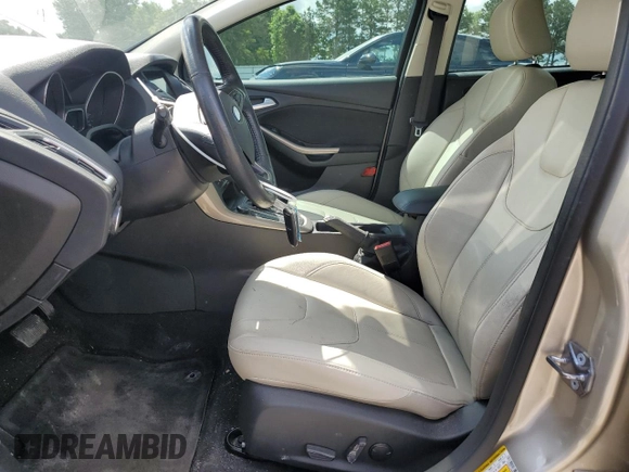 2017 Ford Focus Titanium с VIN 1FADP3J28HL256188, выставлен на аукционе Copart как лот 56500435 с пробегом 88 239 миль миль и Списание • Salvage title. История ставок и продаж доступна на DreamBid. Изображение 7.