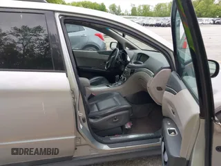 2006 Subaru Tribeca 7-Pass z VIN 4S4WX85C864411120, wystawiony jako IAAI lot #42353127 z przebiegiem 190 416 mil mil oraz . Historia ofert i sprzedaży dostępna na DreamBid. Obrazek 5.