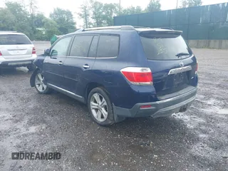 2012 Toyota Highlander Limited with VIN 5TDDK3EH9CS157524, listed as a IAAI auction lot 42340448 with Not provided miles and . Bid and sale history available at DreamBid. Image 3.