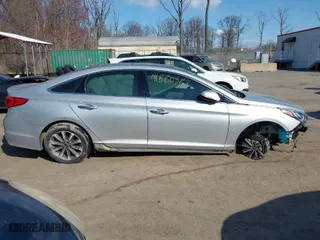 2016 Hyundai Sonata 2.4L Sport with VIN 5NPE34AF7GH431391, listed as a IAAI auction lot 41880383 with 123,546 mi miles. Bid and sale history available at carsss.com. Image 14.