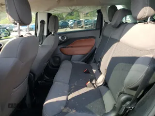 2016 FIAT 500L Trekking with VIN ZFBCFADH3GZ038039, listed as a Copart auction lot 70144554 with 97,598 mi miles and Salvage Title. Bid and sale history available at carsss.com. Image 10.