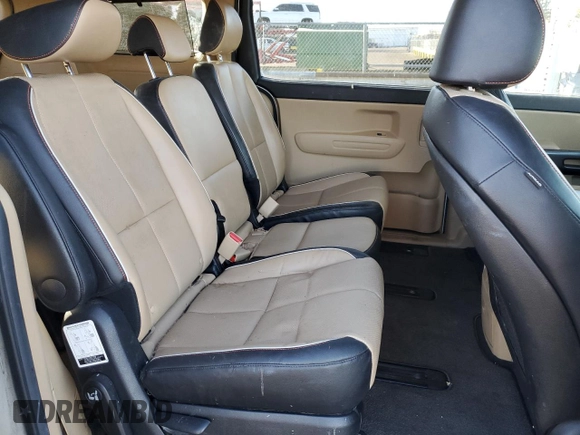 2017 Kia Sedona LX with VIN KNDMB5C19H6325946, listed as a Copart auction lot 82248594 with 139,172 mi miles and Salvage Title. Bid and sale history available at carsss.com. Image 11.