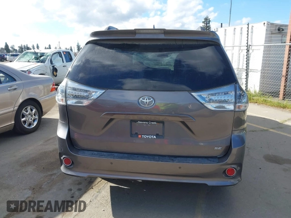 2020 Toyota Sienna SE with VIN 5TDXZ3DC7LS031564, listed as a IAAI auction lot 41710500 with 38,559 mi miles. Bid and sale history available at carsss.com. Image 15.
