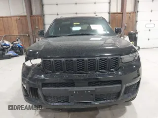 2025 Jeep Grand Cherokee Limited with VIN 1C4RJKBG2S8632657, listed as a IAAI auction lot 41669674 with 1,582 mi miles and . Bid and sale history available at DreamBid. Image 13.