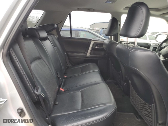 2014 Toyota 4Runner SR5 with VIN JTEZU5JR2E5076962, listed as a Copart auction lot 49210555 with 221,041 mi miles and Salvage Title. Bid and sale history available at carsss.com. Image 12.