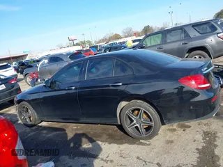 2018 Mercedes-Benz E-Class E 300 with VIN WDDZF4JB0JA299018, listed as a IAAI auction lot 41364406 with 89,697 mi miles. Bid and sale history available at carsss.com. Image 15.