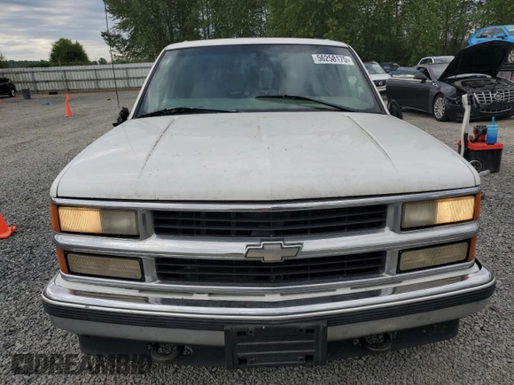 1999 Chevrolet Tahoe Z71 with VIN 1GNEK13R1XJ365475, listed as a Copart auction lot 56258175 with 184,647 mi miles and Clean Title. Bid and sale history available at DreamBid. Image 5.