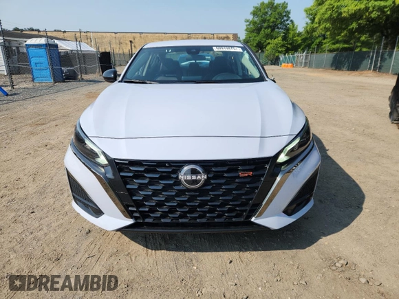 2024 Nissan Altima SR z VIN 1N4BL4CV2RN380480, wystawiony jako Copart lot #60919475 z przebiegiem 25 293 mil mil oraz Szkoda całkowita • Salvage title. Historia ofert i sprzedaży dostępna na DreamBid. Obrazek 5.