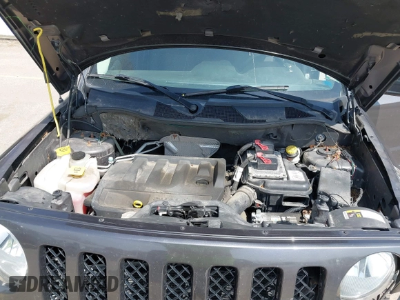2015 Jeep Patriot High Altitude with VIN 1C4NJRFB9FD270572, listed as a IAAI auction lot 42123447 with 82,468 mi miles and . Bid and sale history available at DreamBid. Image 10.