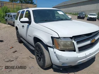 2008 Chevrolet Tahoe LTZ with VIN 1GNFK13088R224802, listed as a IAAI auction lot 42582055 with 299,194 mi miles and . Bid and sale history available at DreamBid. Image 6.