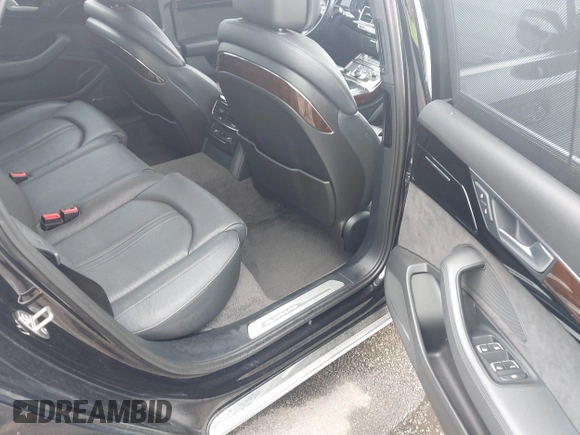 2015 Audi A8 4.0T z VIN WAU32AFD9FN023826, wystawiony jako IAAI lot #42353372 z przebiegiem 94 833 mil mil oraz . Historia ofert i sprzedaży dostępna na DreamBid. Obrazek 8.