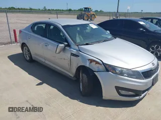 2013 Kia Optima LX with VIN 5XXGM4A73DG208321, listed as a IAAI auction lot 41935162 with 263,324 mi miles. Bid and sale history available at carsss.com. Image 1.