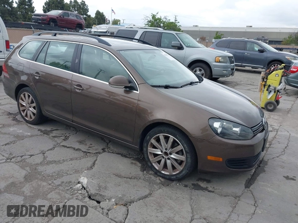 2012 Volkswagen Jetta SportWagen TDI with VIN 3VWPL7AJ1CM602054, listed as a IAAI auction lot 42138739 with 140,202 mi miles. Bid and sale history available at carsss.com. Image 1.