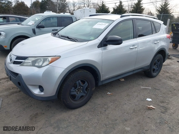 2014 Toyota RAV4 LE with VIN JTMBFREVXED062425, listed as a IAAI auction lot 41602971 with 180,960 mi miles. Bid and sale history available at carsss.com. Image 2.
