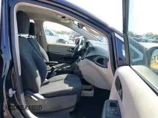 2017 Chrysler Pacifica Touring with VIN 2C4RC1DG6HR501164, listed as a IAAI auction lot 41863304 with 87,705 mi miles and . Bid and sale history available at DreamBid. Image 5.