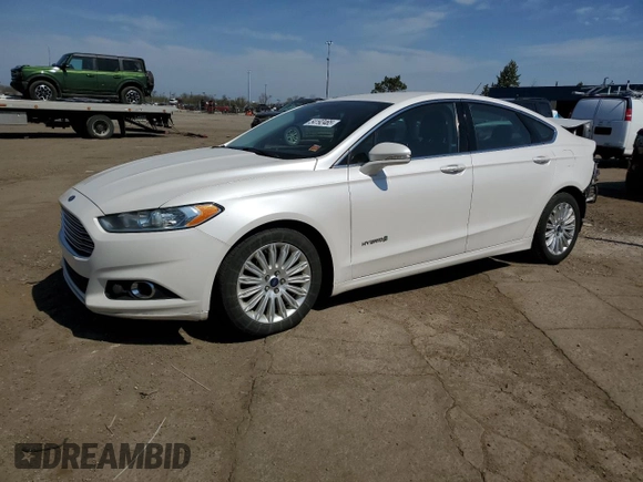2015 Ford Fusion SE Hybrid with VIN 3FA6P0LU7FR154952, listed as a Copart auction lot 54192465 with 490,431 mi miles and Clean Title. Bid and sale history available at carsss.com. Image 1.