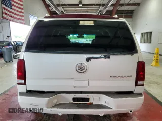 2003 Cadillac Escalade z VIN 1GYEK63N83R191493, wystawiony jako Copart lot #59998045 z przebiegiem 233 626 mil mil oraz Czysty tytuł • Clean title. Historia ofert i sprzedaży dostępna na DreamBid. Obrazek 6.